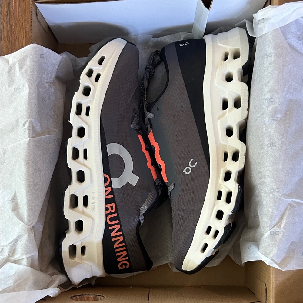 Mens Cloud Monster 3s Men’s sz 11 NEW WITH TAGS